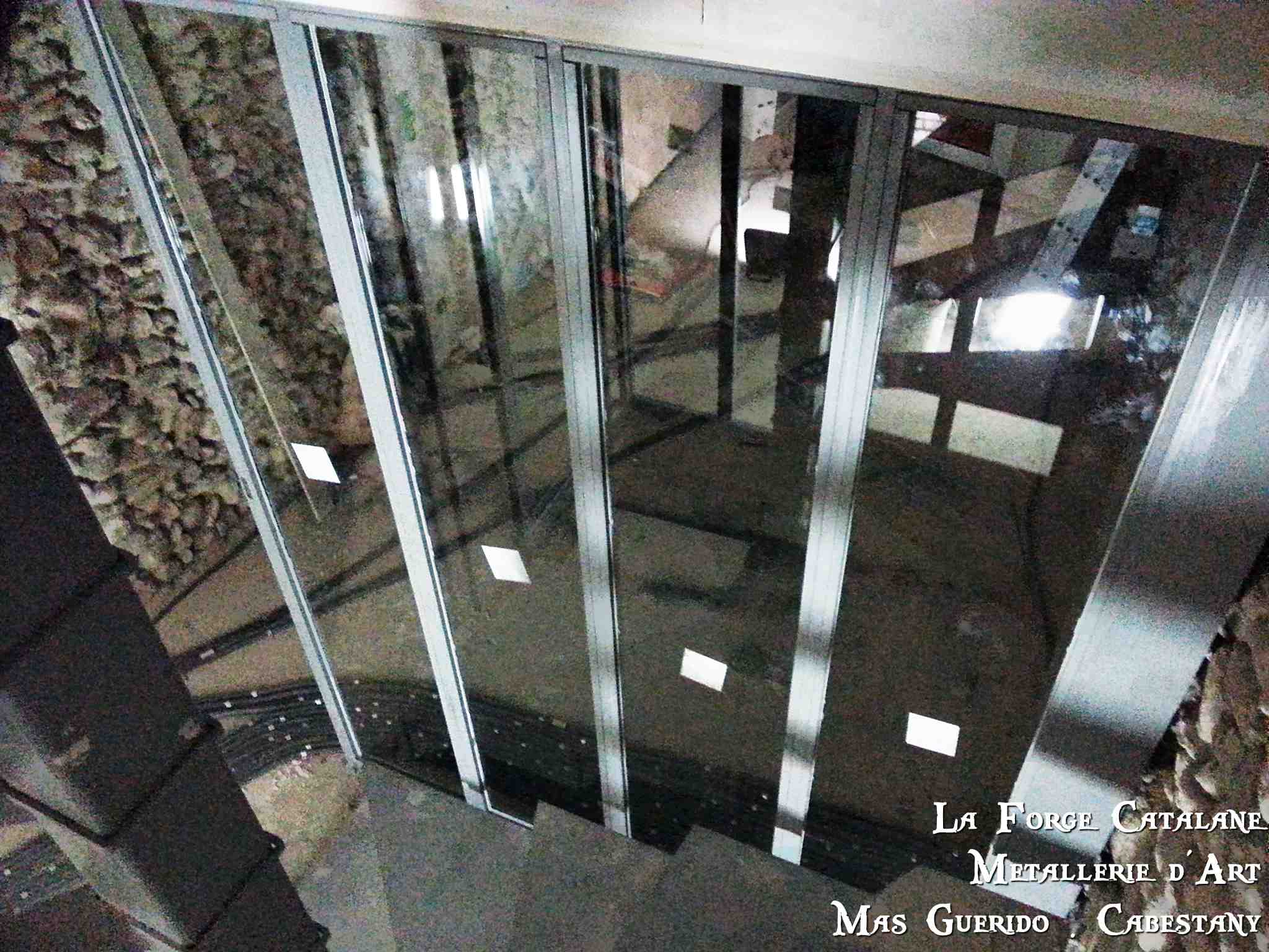 verriere type ancien atelier escalier 9 Forge Catalane.jpg